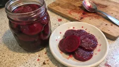 Conserves de betteraves rouges en rondelles : stérilisation facile, au stérilisateur ou autocuiseur