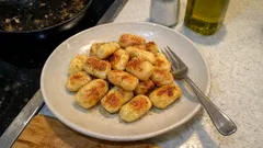Gnocchis maison à poêler : moelleux dedans, dorés dehors, faciles à réussir