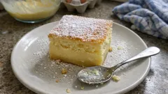 Gâteau magique à la vanille : une seule pâte, trois couches bien nettes