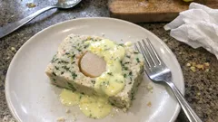 Terrine de poisson aux Saint-Jacques : moelleuse au four, sauce citronnée