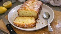 Cake au citron moelleux : le duo jus + zestes pour un parfum net