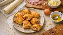 Friands jambon-fromage au four : feuilletés croustillants prêts en 20 minutes