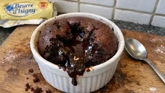 Coulant au chocolat express : 6 minutes au four pour un cœur bien coulant