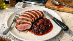 Magret de canard basse température, sauce au vin rouge et champignons : rosé à coup sûr