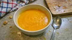 Soupe de butternut facile et veloutée : la recette qui réchauffe sans effort