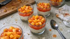 Verrines crème mascarpone aux pêches : un dessert sans cuisson, prêt en quelques minutes