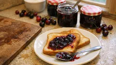 Confiture de merises maison : 2 ingrédients et une texture bien prise